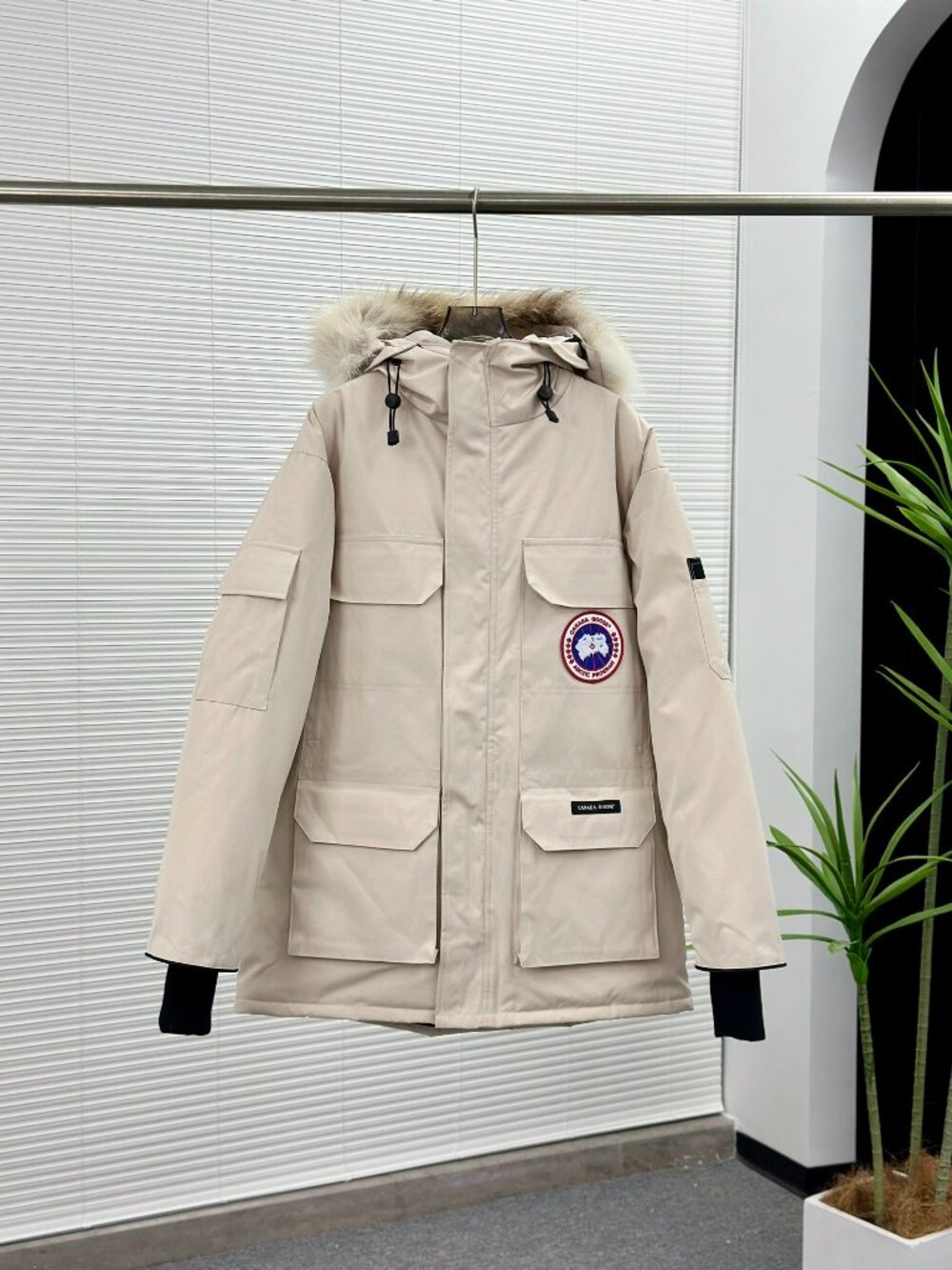 Canada Goose Oyster Fur Hood Expedition Parka Jacket
